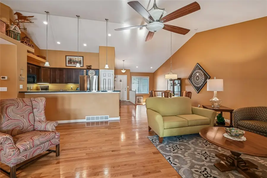 3315 35th Avenue, Marion, IA 52302 - #3