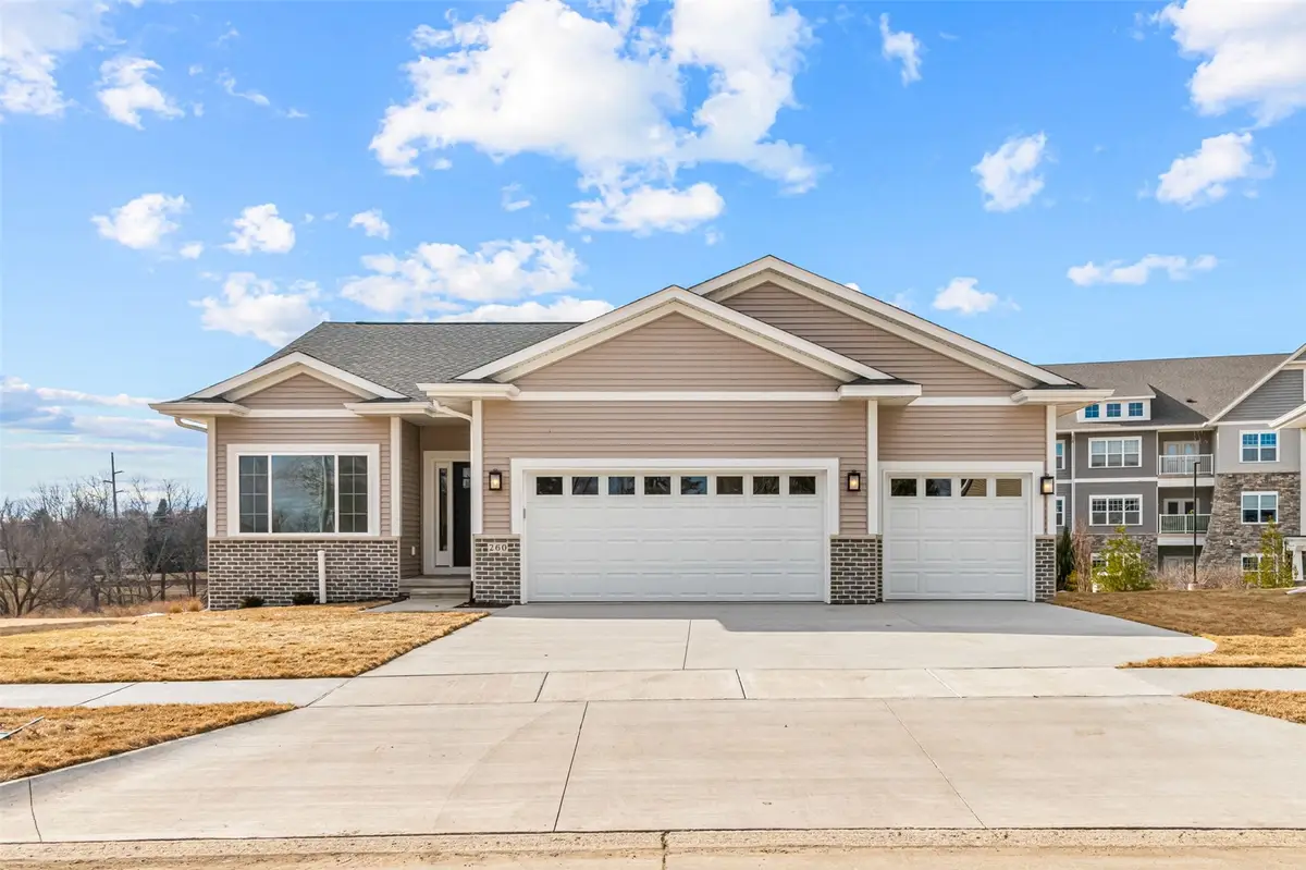 260 Pine Grove Lane, Iowa City, IA 52246 - #1