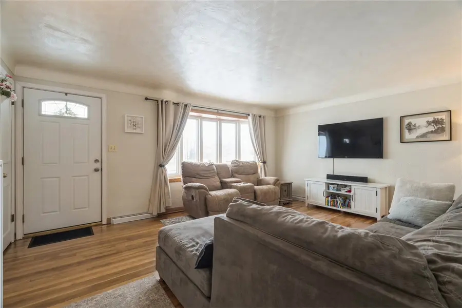 508 Valley Street, Center Point, IA 52213 - #3