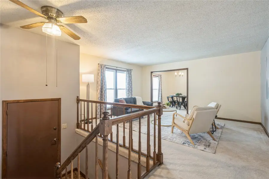 6917 Larkwood Ne, Cedar Rapids, IA 52402 - #3