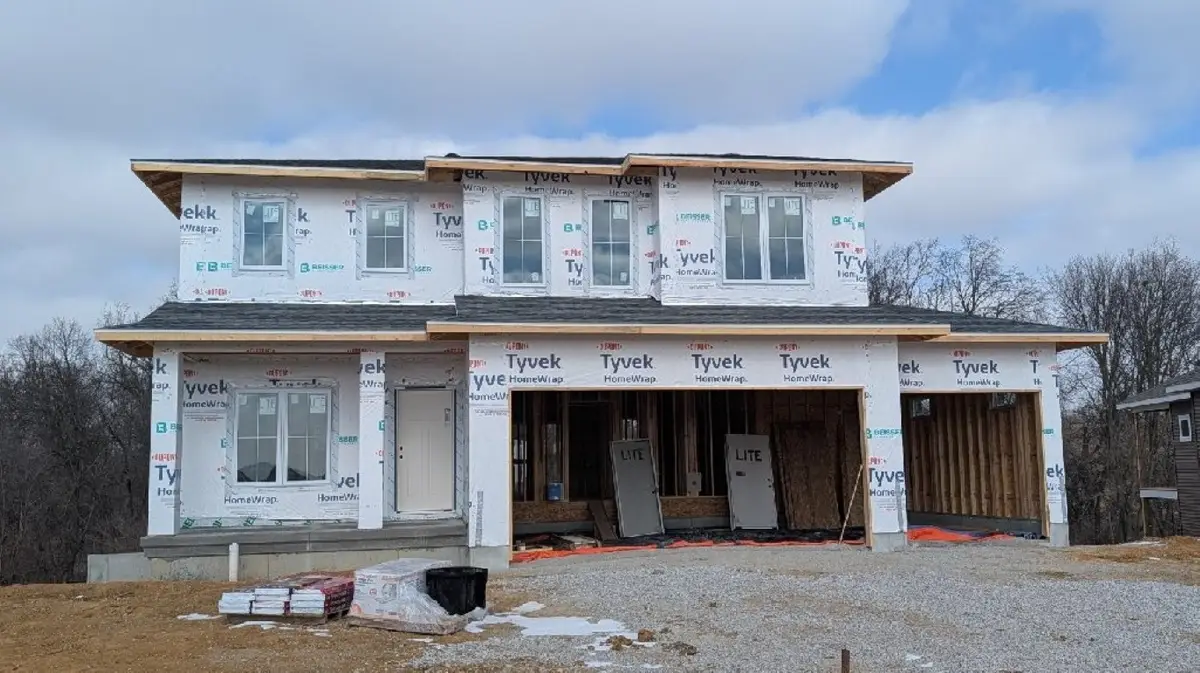 3061 Ridgeview Circle, Coralville, IA 52241 - #1