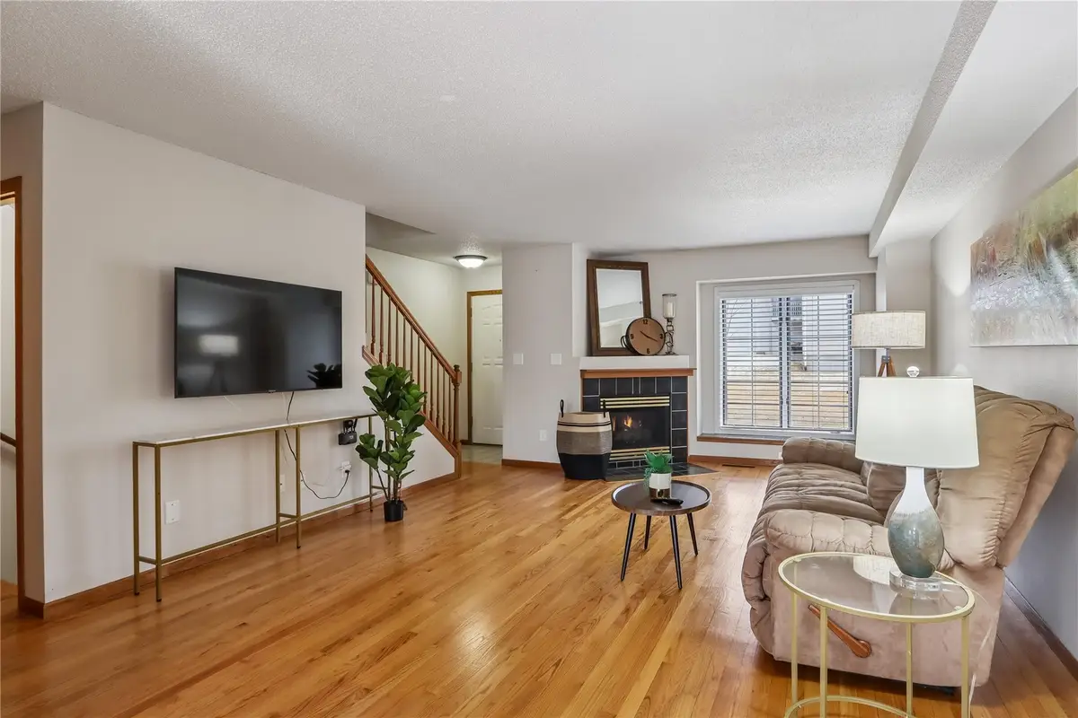 1929 Earl Rd, Iowa City, IA 52246 - #1