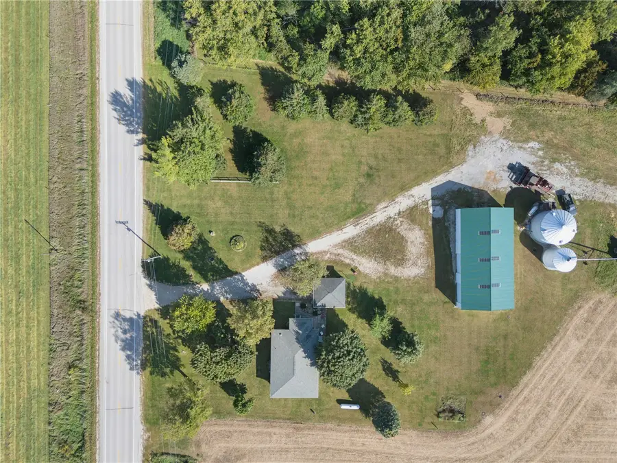 4565 Alice Road, Center Point, IA 52213 - #2