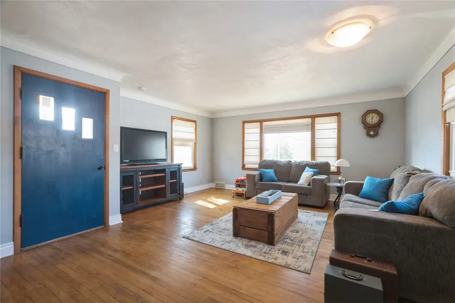 1308 L Ave Ne, Cedar Rapids, IA 52402 - #3