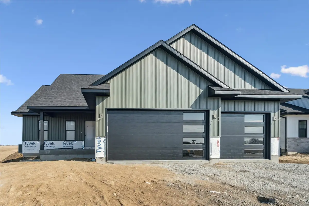 900 Crestview Drive, Solon, IA 52333 - #1