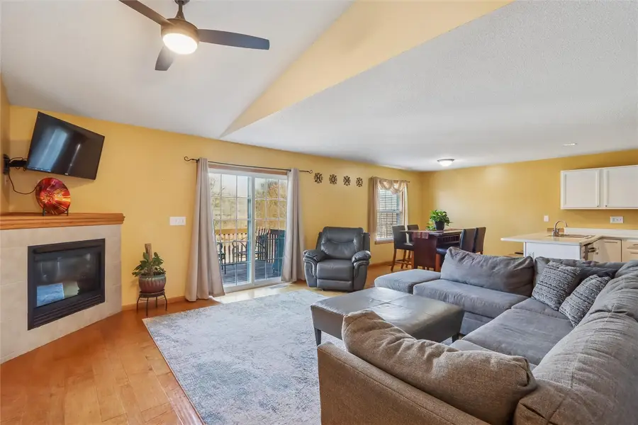 677 Rachael St, North Liberty, IA 52317 - #3