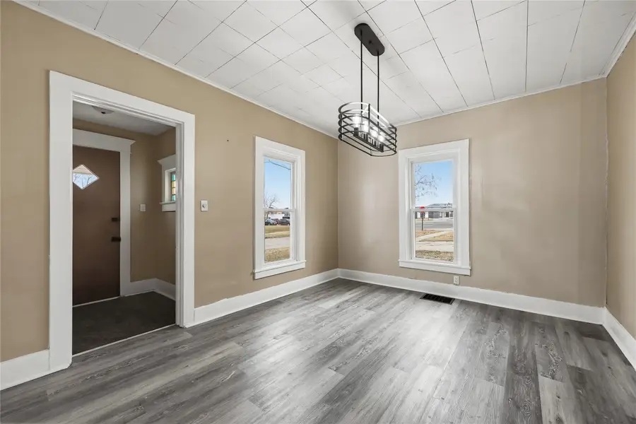 580 9th Street, Marion, IA 52302 - #2