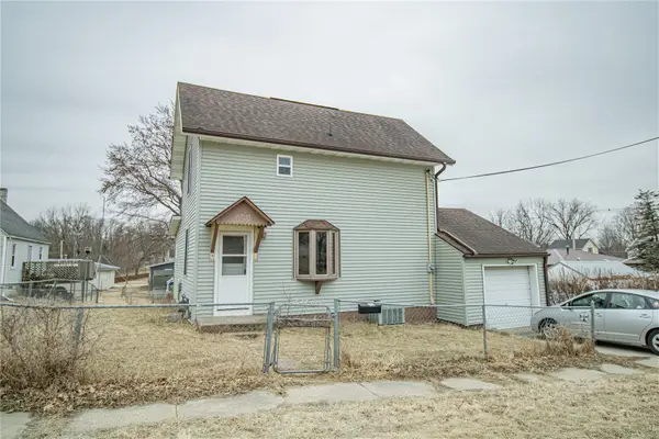 103 W 4th Street, Anamosa, IA 52205