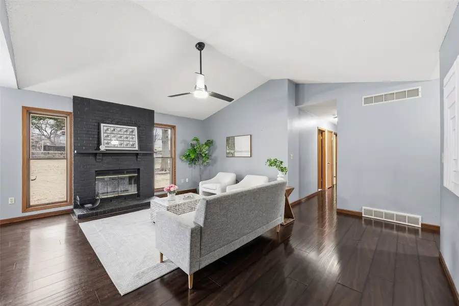 927 Aspen Ct, Iowa City, IA 52240 - #3