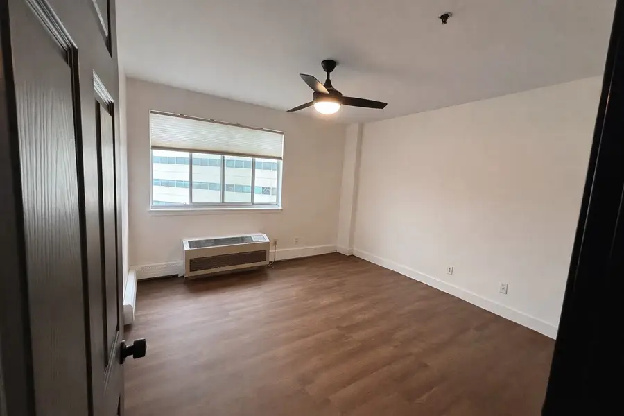 400 1st Street Se #303, Cedar Rapids, IA 52401 - #3