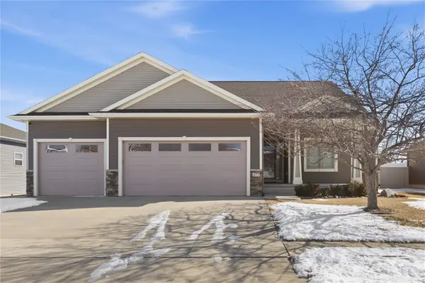 677 Raleigh Lane, Marion, IA 52302