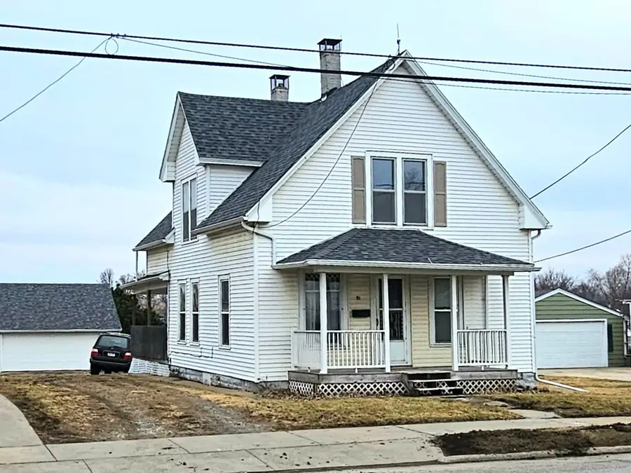 91 Wilson Avenue Sw, Cedar Rapids, IA 52404 - #2