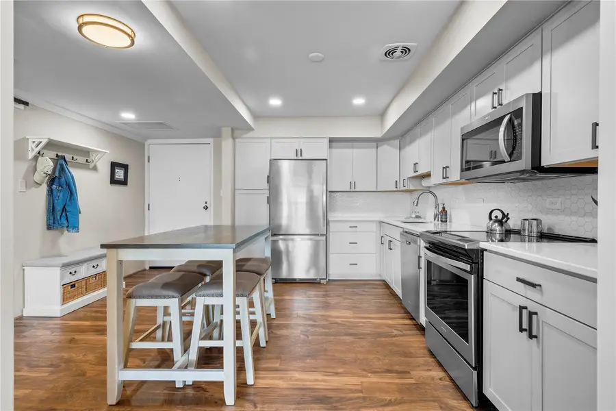 2222 1st Avenue Ne #303, Cedar Rapids, IA 52402 - #2