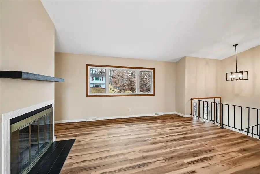 3632 Lynbrook Drive Ne, Cedar Rapids, IA 52402 - #3