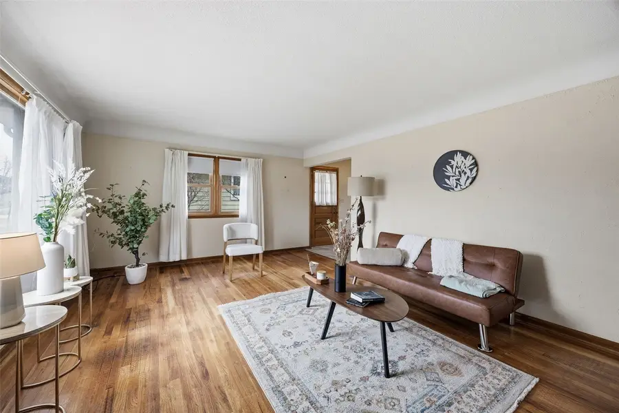 3422 Dennis Drive Nw, Cedar Rapids, IA 52405 - #3