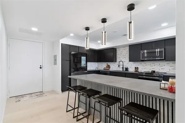 2222 1st Avenue Ne #305, Cedar Rapids, IA 52402