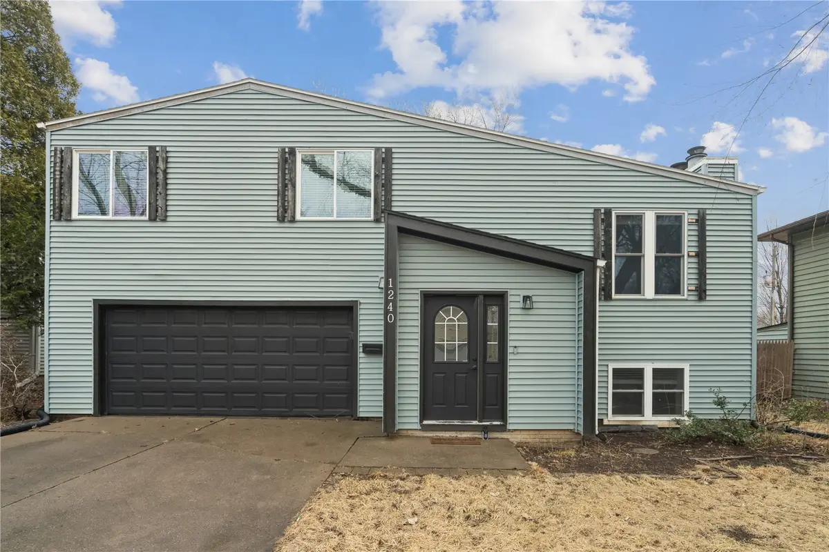 1240 Esther Court, Iowa City, IA 52240 - #1