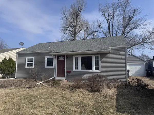 3735 Kencrest Drive Ne, Cedar Rapids, IA 52402