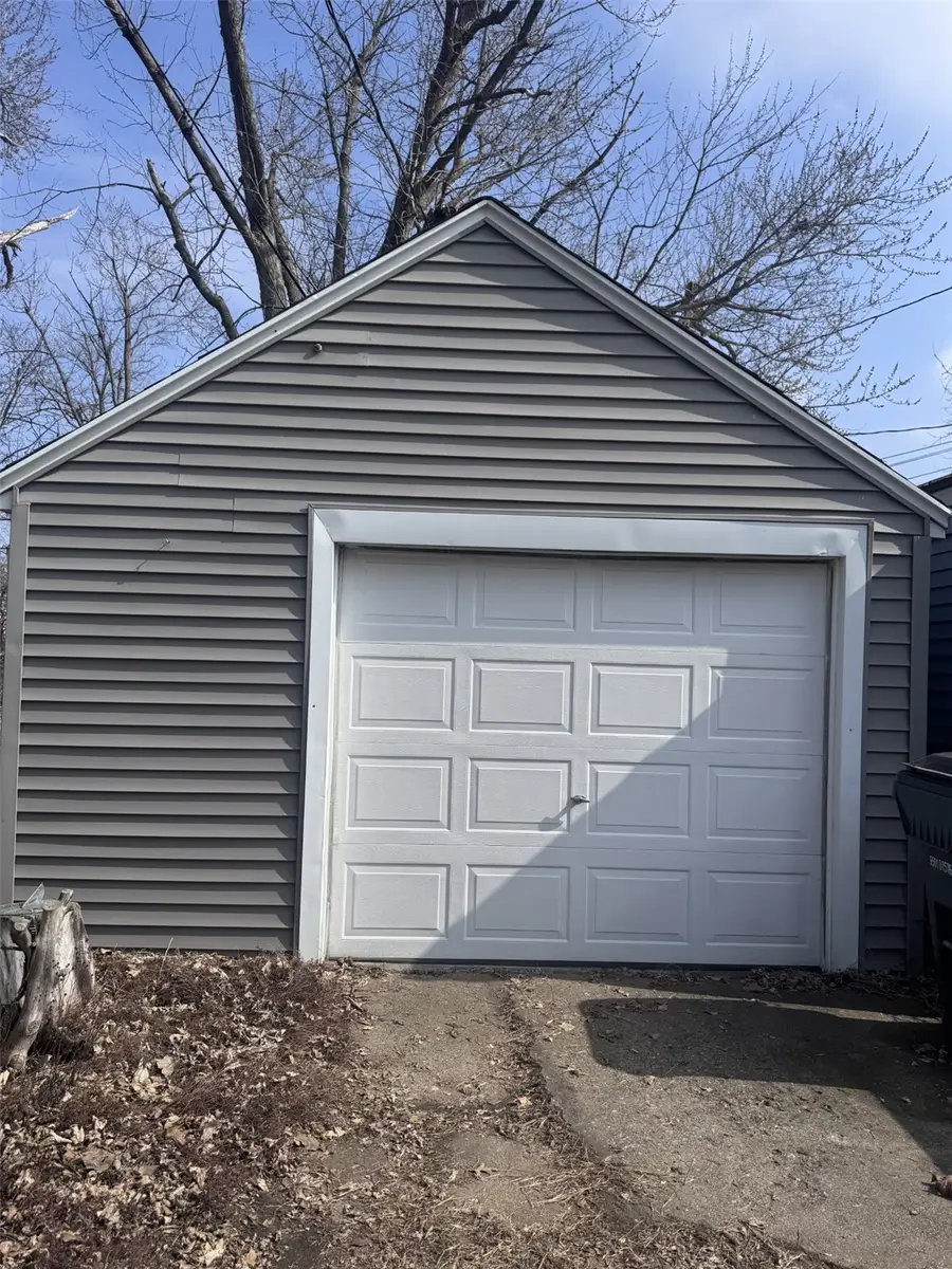 3735 Kencrest Drive Ne, Cedar Rapids, IA 52402 - #2