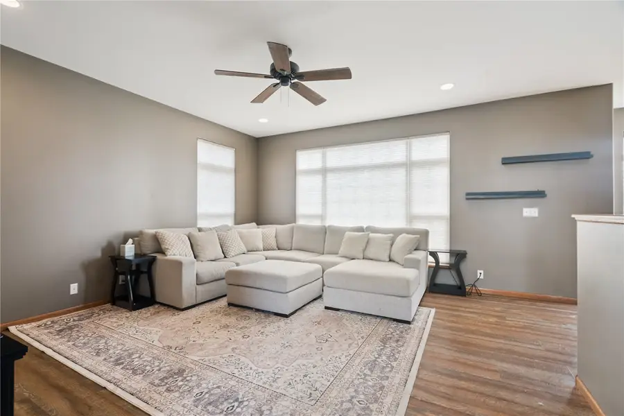 2385 Wolf Creek Trail, Hiawatha, IA 52233 - #3