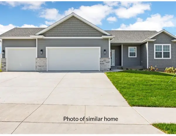 7515 Country Brook Drive Nw, Cedar Rapids, IA 52405