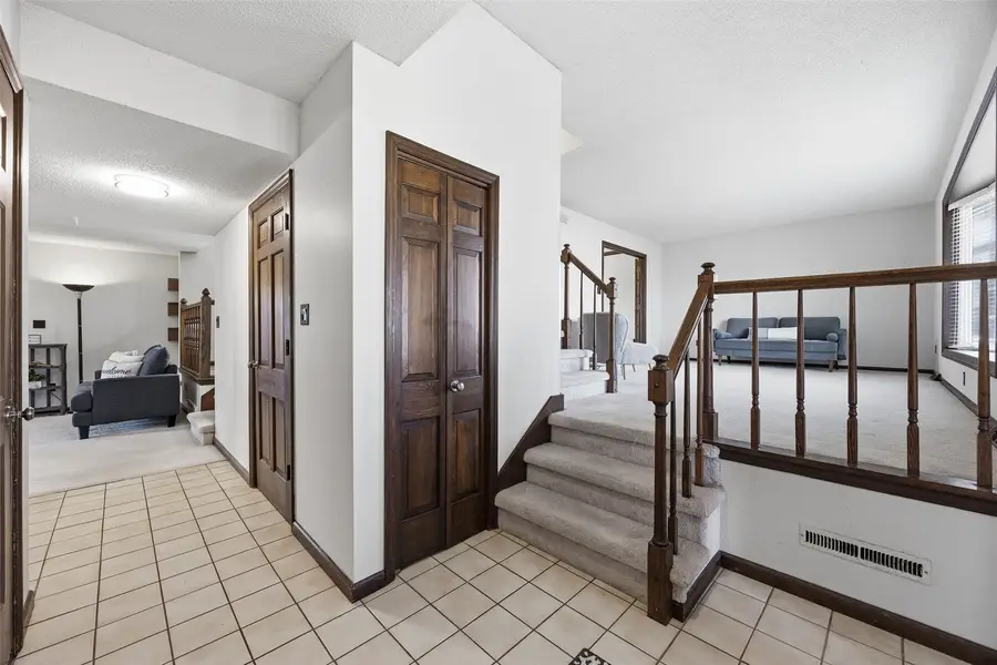 3015 Circle Hill Court Ne, Cedar Rapids, IA 52402 - #3