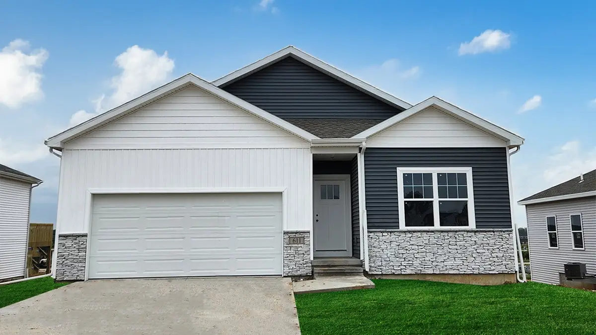 3462 Craven Drive, Coralville, IA 52241 - #1