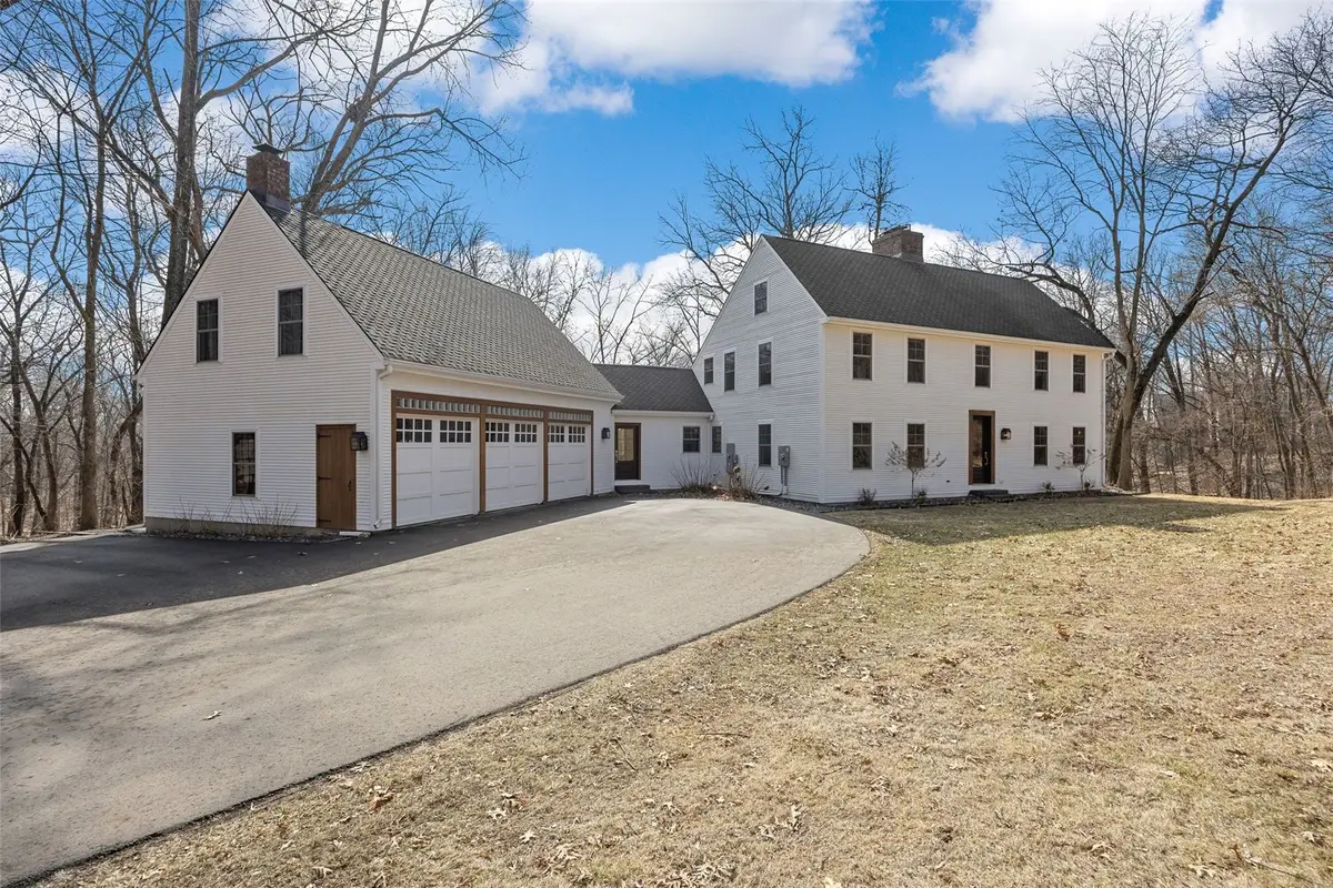 3767 Oak Ln Ne, North Liberty, IA 52317 - #1