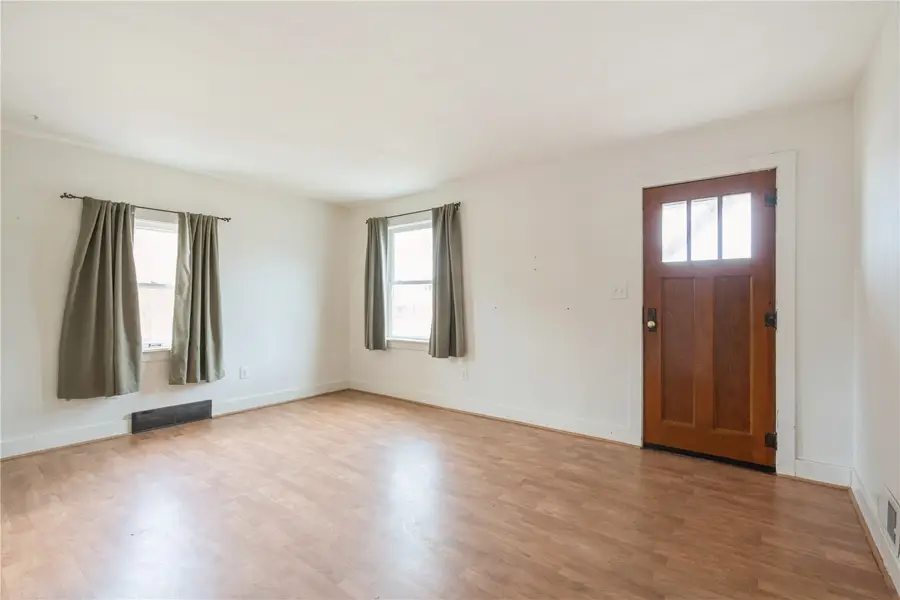 1011 2nd Avenue, Iowa City, IA 52240 - #2