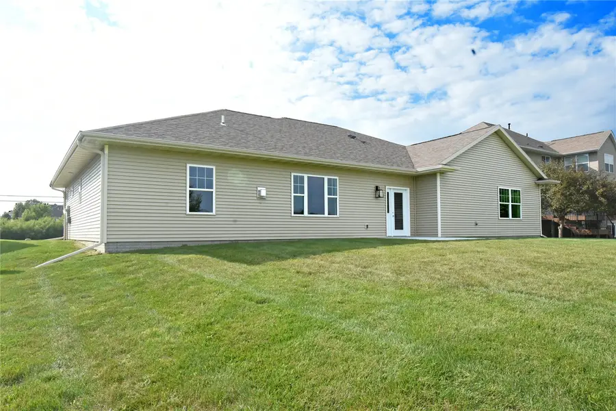 5195 Winslow Road, Marion, IA 52302 - #2