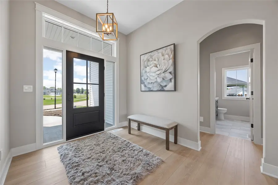 1000 Hampshire Circle, Marion, IA 52302 - #2