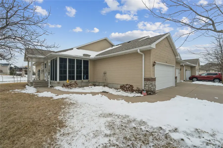 4420 Rec Drive, Marion, IA 52302 - #2