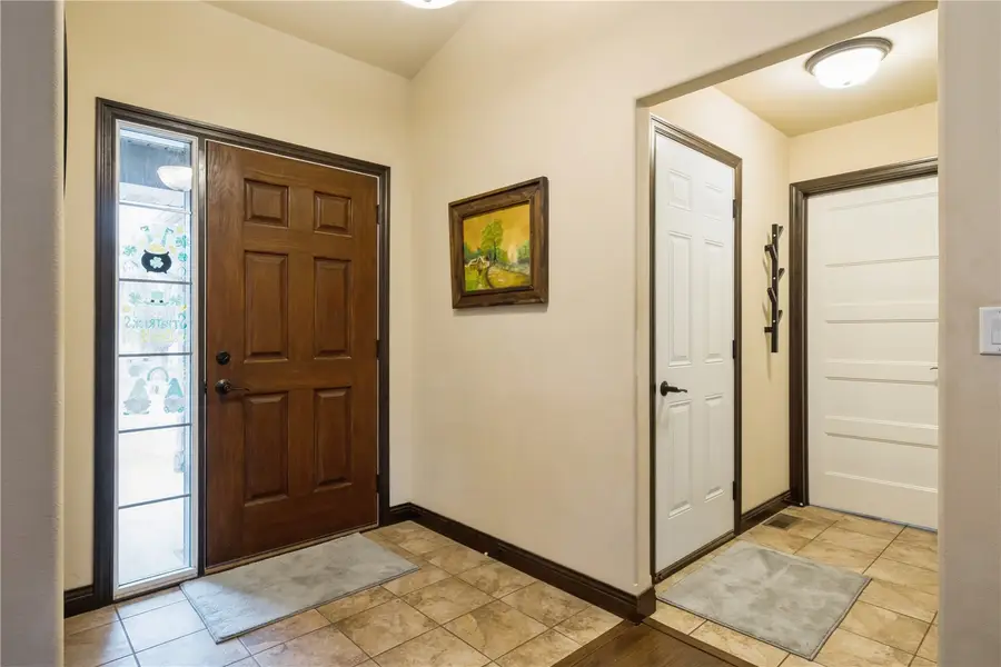 242 S Stewart St, North Liberty, IA 52317 - #3