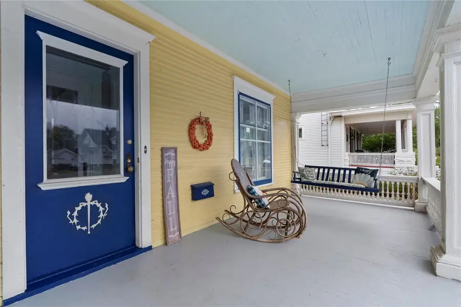 1720 2nd Avenue Se, Cedar Rapids, IA 52403 - #3