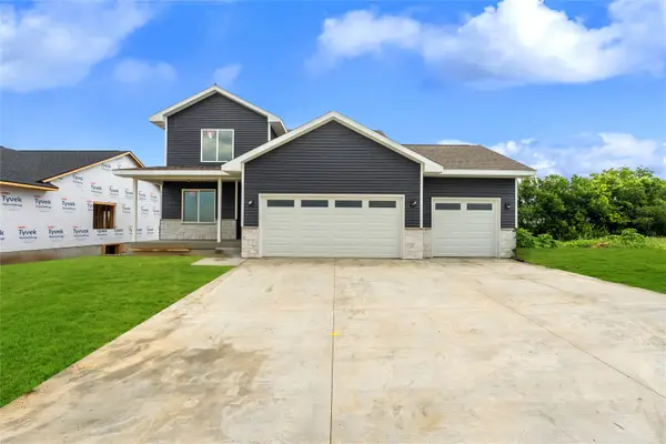 808 Crestview, Solon, IA 52333