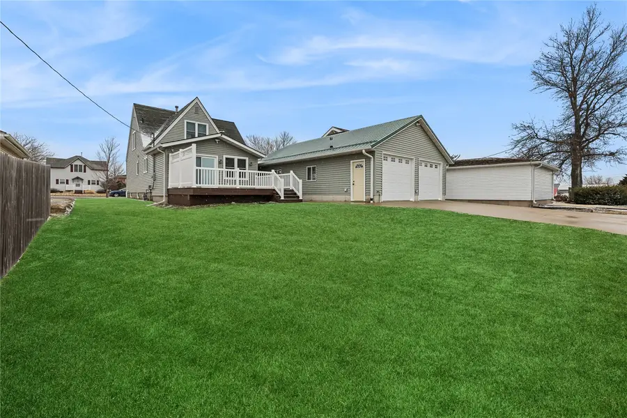 203 5th Avenue, Keystone, IA 52249 - #3