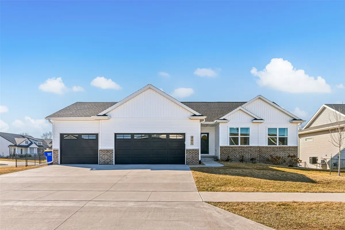 801 Old Mill Lane, Solon, IA 52333 - #1