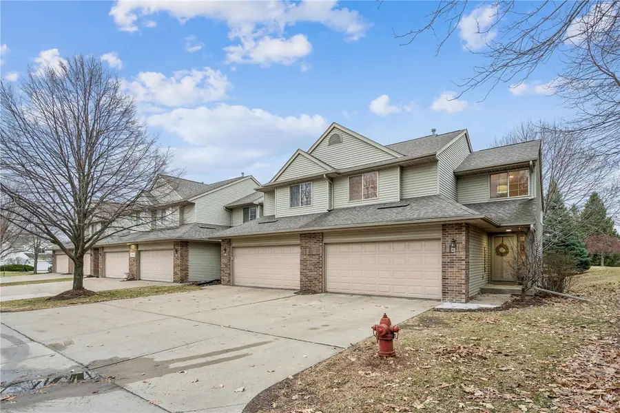 2325 Mulberry Street #6, Coralville, IA 52241 - #2