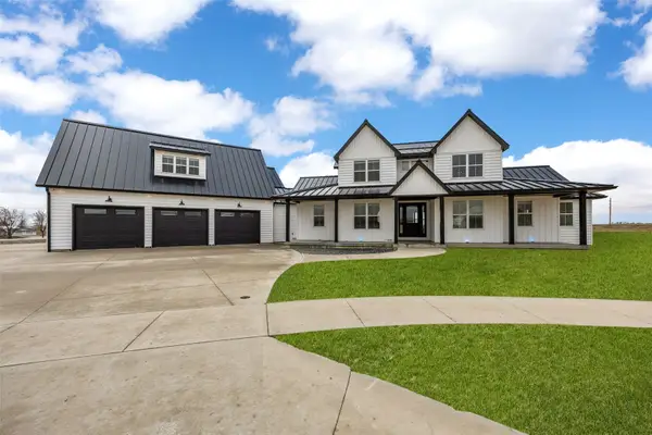 1114 Towne Centre Court, Urbana, IA 52345