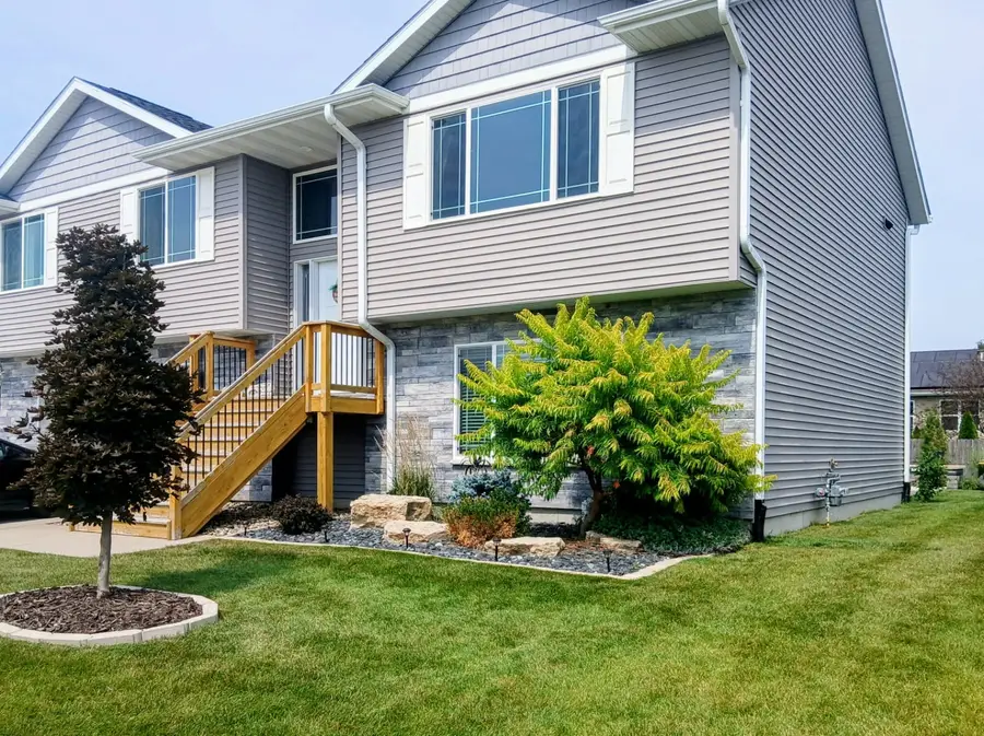 808 Marie Street, Solon, IA 52333 - #2