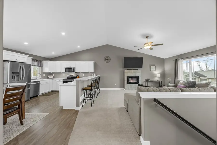 808 Marie Street, Solon, IA 52333 - #3