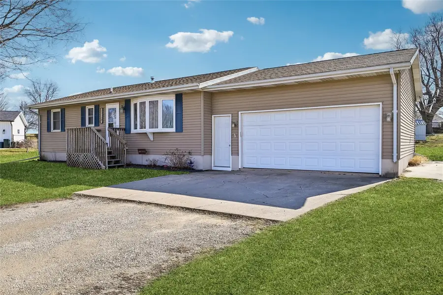 910 Karens Court, Walker, IA 52352 - #2