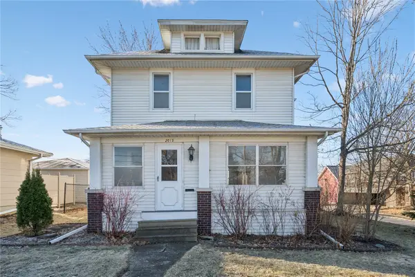 2015 8th Avenue, Marion, IA 52302