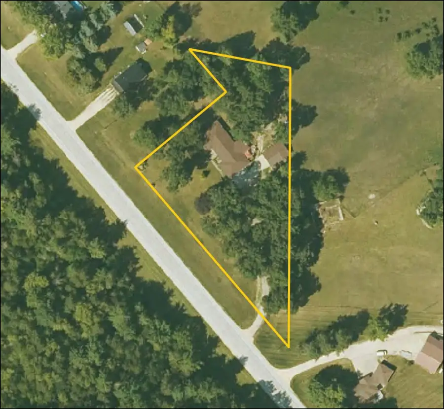 2290 Jefferson Road, Manchester, IA 52057 - #3