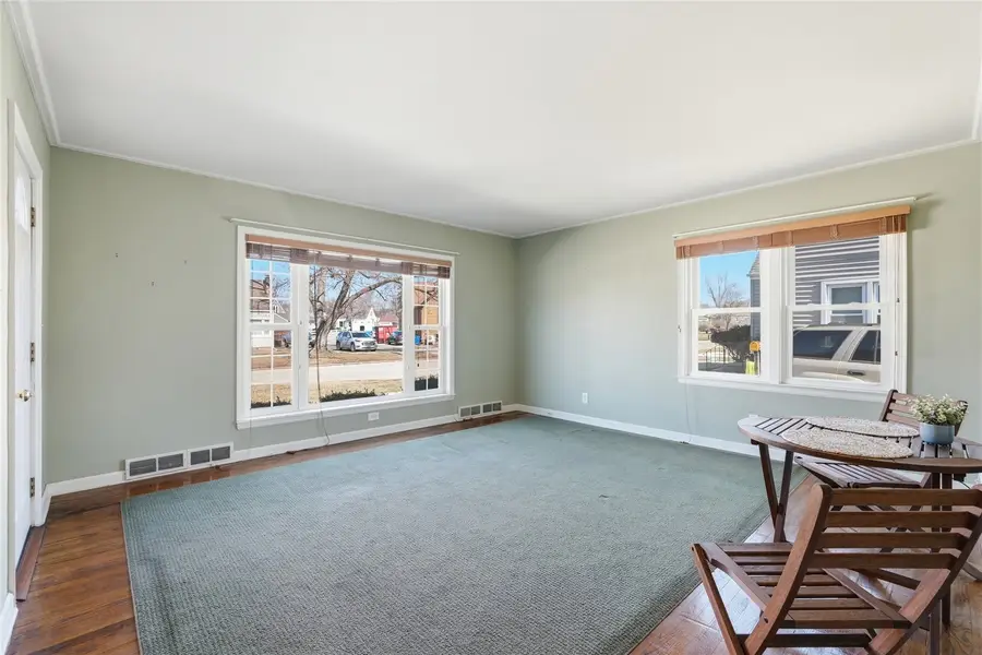 2411 G Ave Ne, Cedar Rapids, IA 52402 - #3