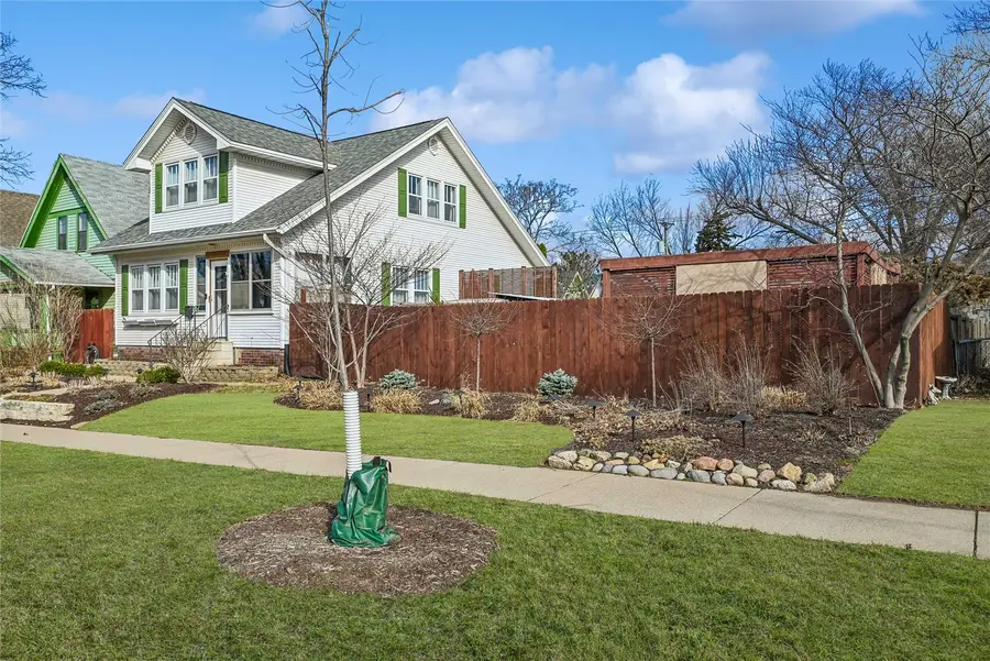 1806 7th Avenue Se, Cedar Rapids, IA 52403 - #2