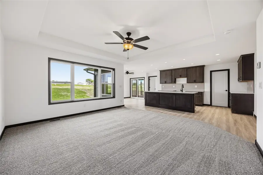 3008 Teton Street Sw, Cedar Rapids, IA 52404 - #2