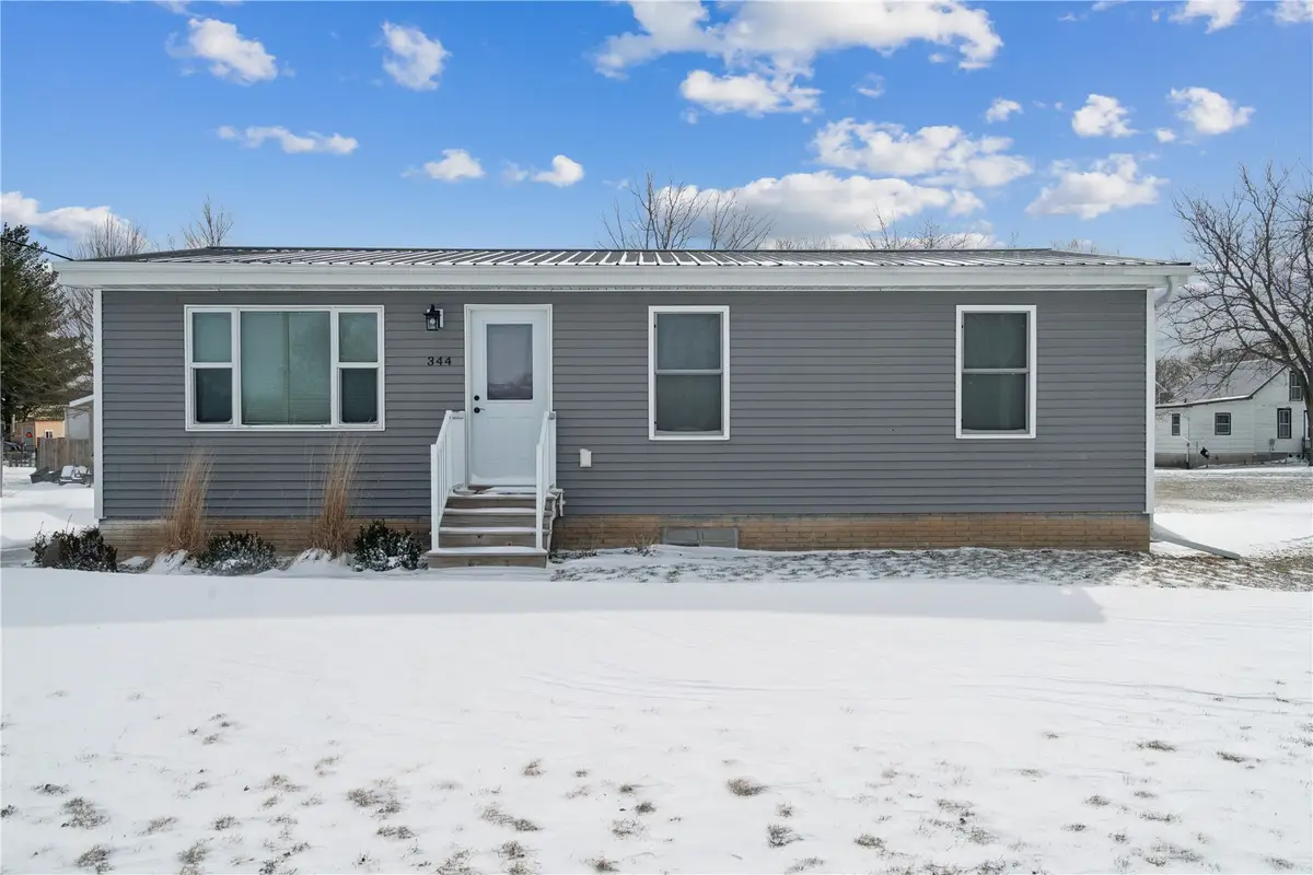 344 North 1st St, Central City, IA 52214 - #1