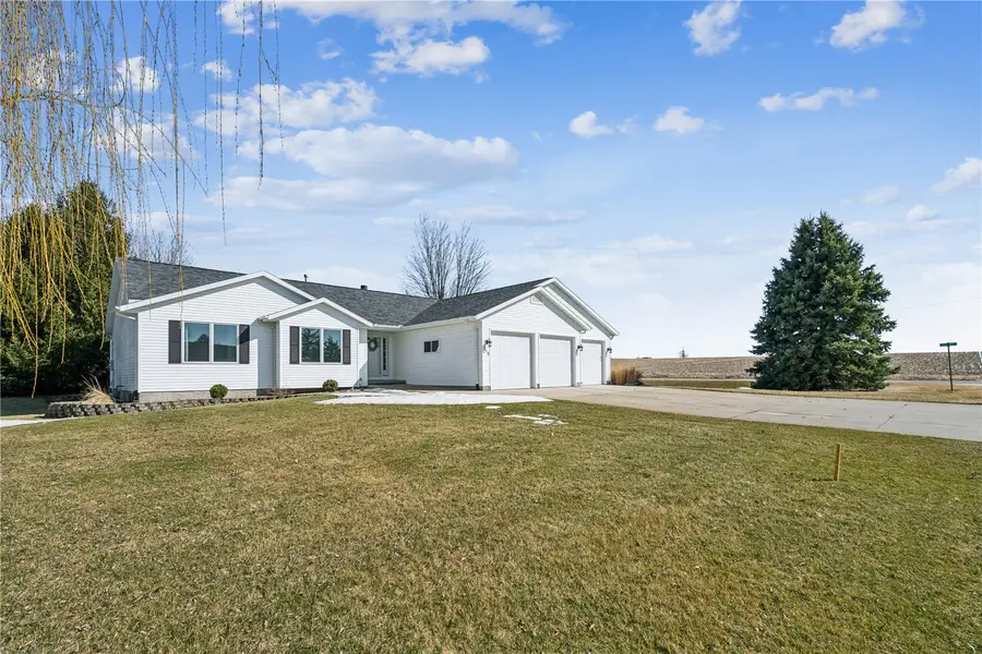 110 B Street Ne, Walford, IA 52351 - #3
