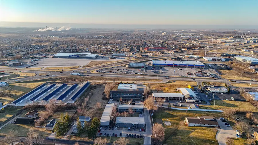 2939 12th Avenue Sw, Cedar Rapids, IA 52404 - #2